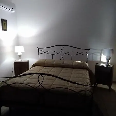 Contradapetri Homestay